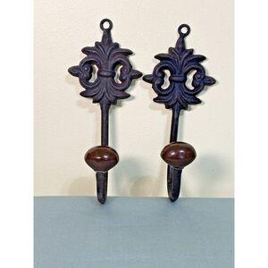 Set Of 2 Antique Cast Iron Ornate Wall Hooks Coat Hat Hanger